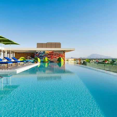 Aloft Al Ain Hotel Екстериор снимка
